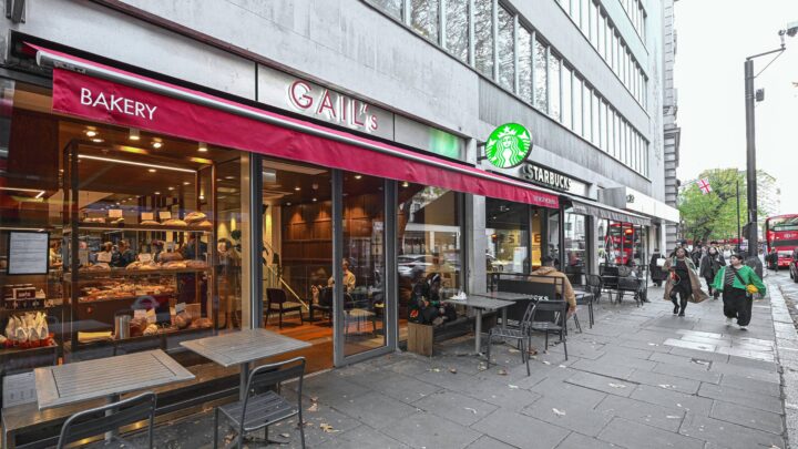 Gails & Starbucks, High Holborn